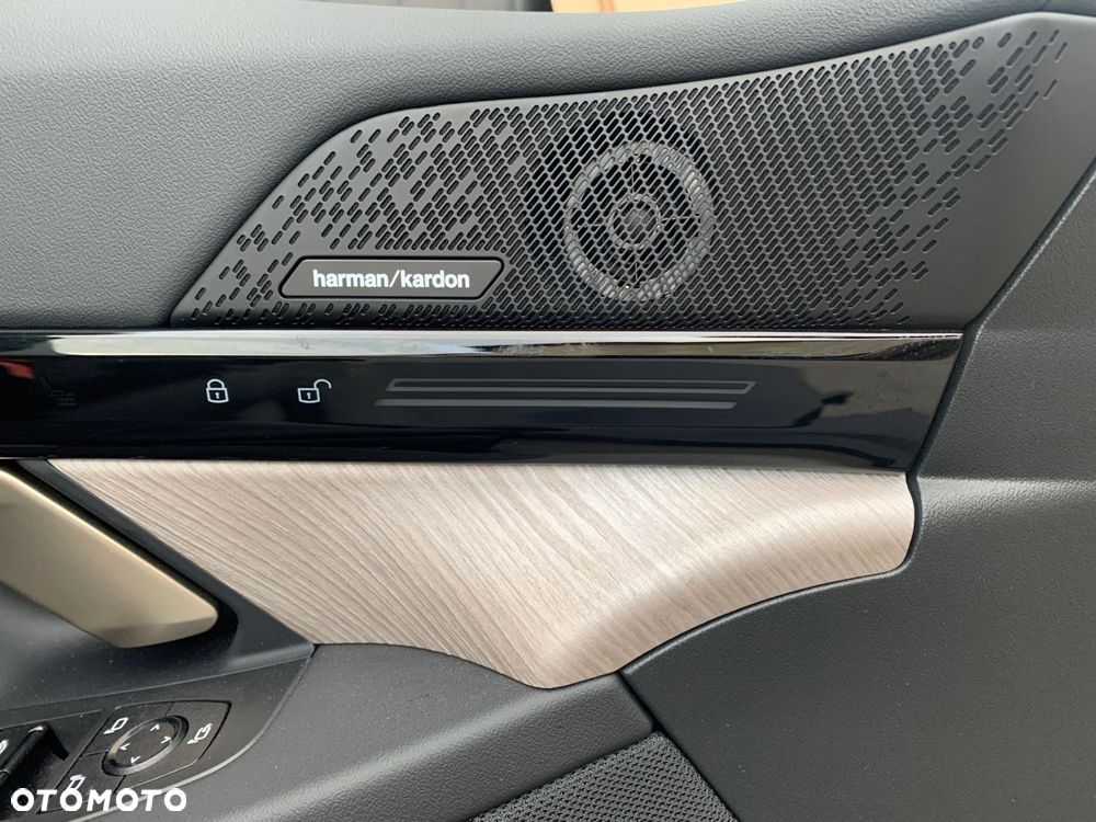 FOTELE TAPICERKA SKÓRA KOMFORT GRZANIE WENTYLACJA PAMIĘĆ BMW 5 G60 HARMAN - 7