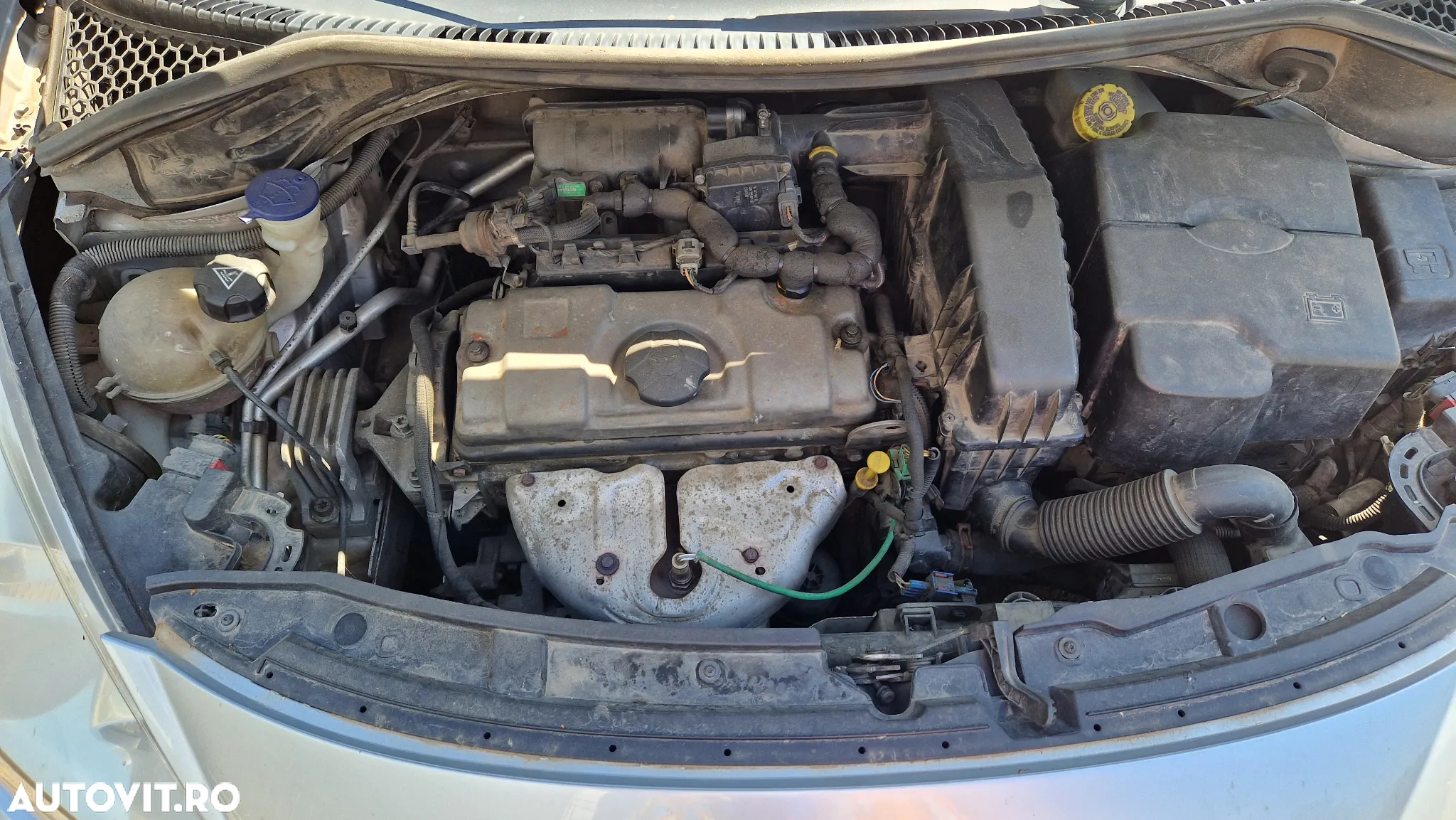 Peugeot 207 - 6
