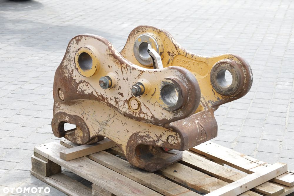 szybkozłącze hydrauliczne CAT do maszyny 30 ton - 1
