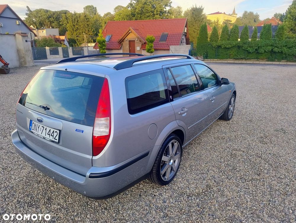 Ford Mondeo 2.0 Ghia - 7