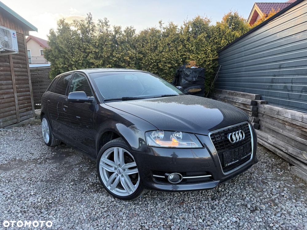 Audi A3 Sportback 1.6 TDI DPF Attraction - 4