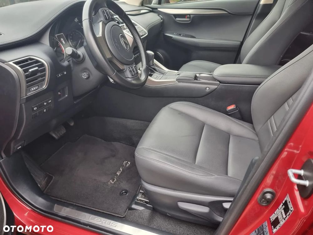 Lexus NX 300 F Impression AWD - 16