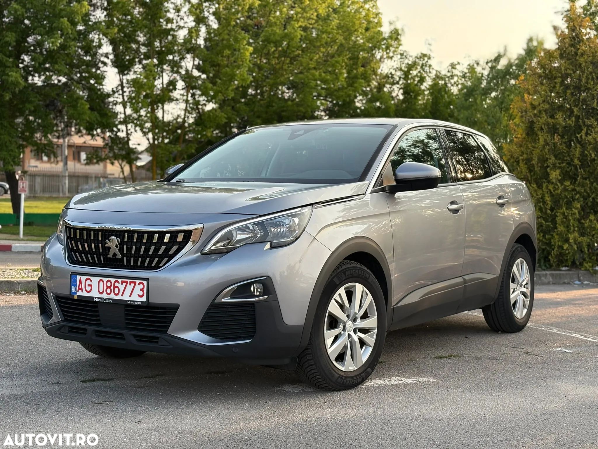 Peugeot 3008 1.5 BlueHDI S&S EAT8 Active - 1