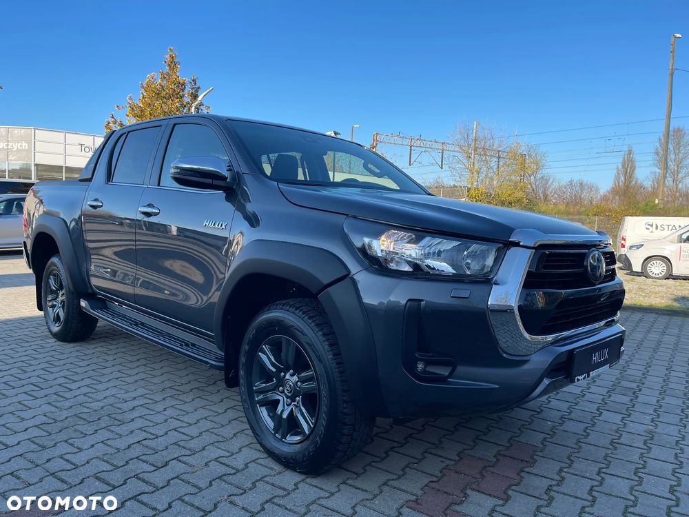 Toyota Hilux 2.8 D-4D Double Cab Active 4x4 - 1
