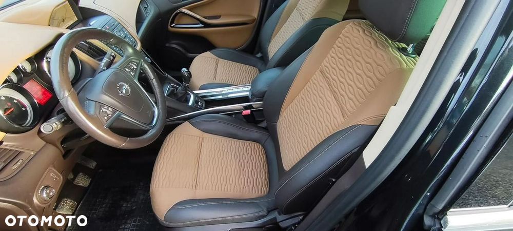 Opel Zafira - 13