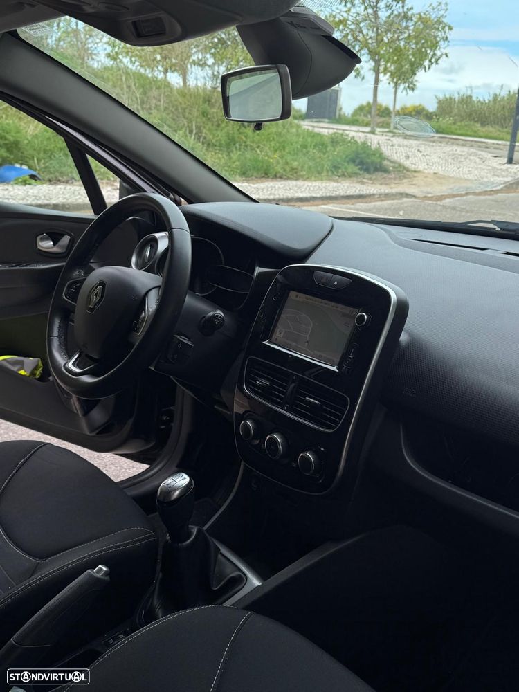 Renault Clio Sport Tourer 1.5 dCi Limited - 19