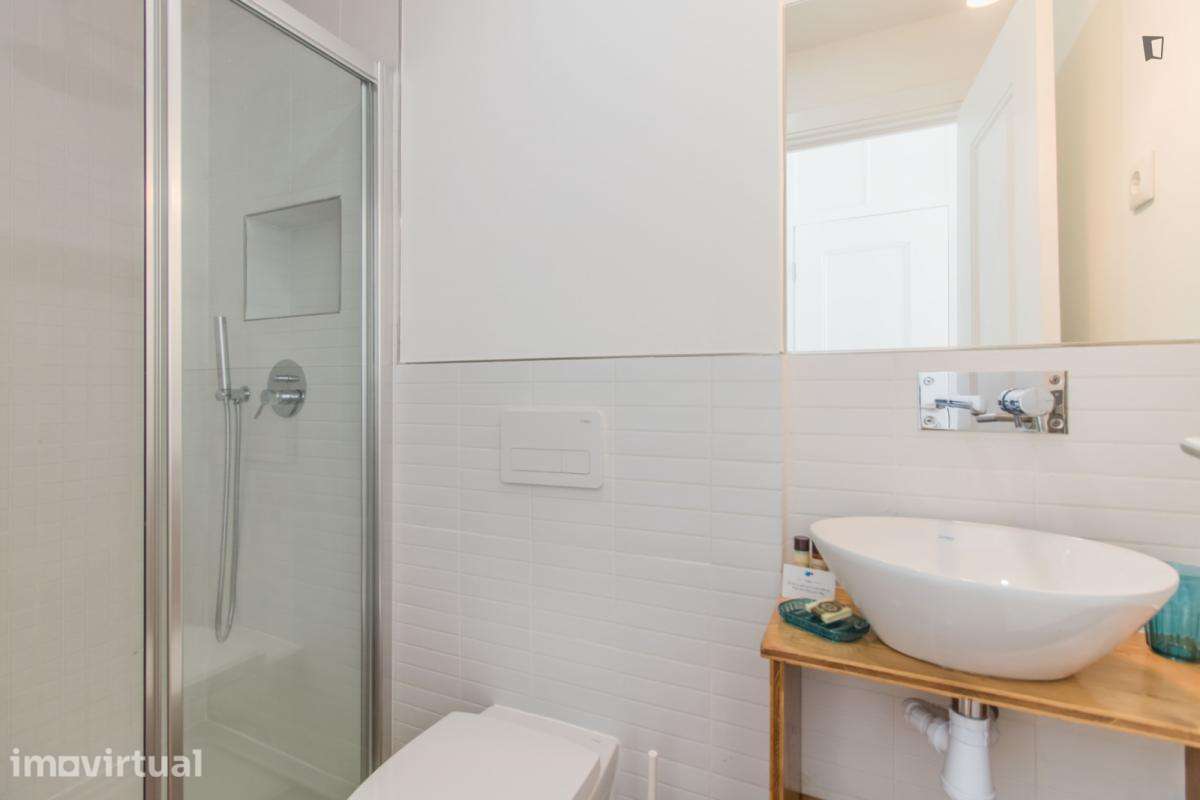Apartamento com 2 quartos - localizado em Martim Moniz Lisbon - Grande imagem: 2/34