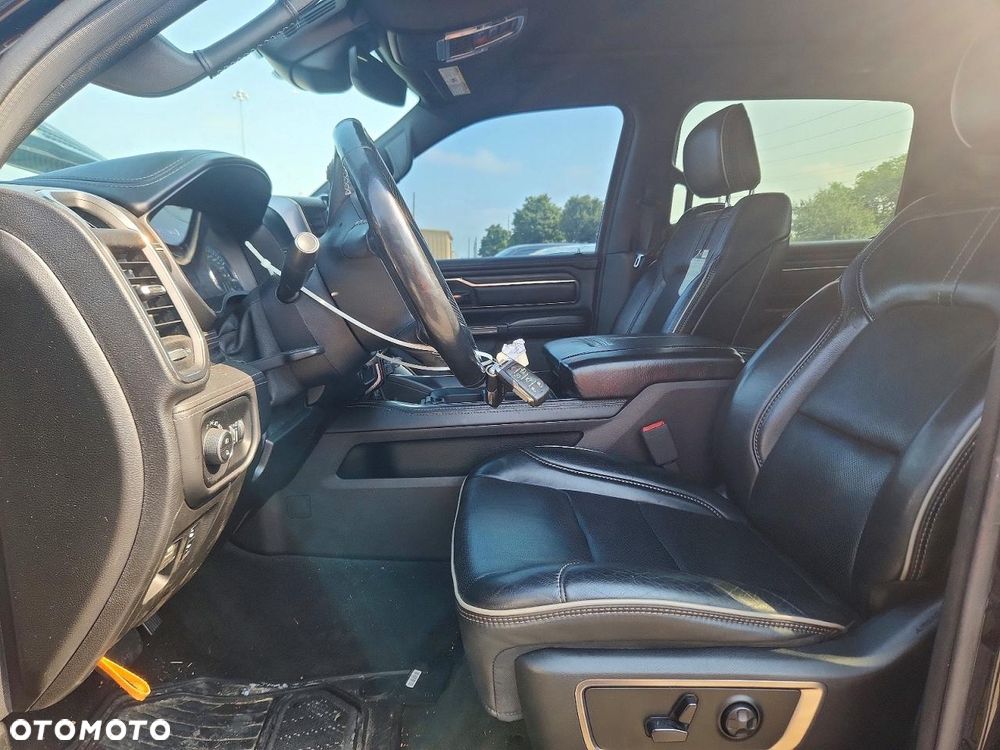 RAM 1500 5.7 Crew Cab Limited - 8