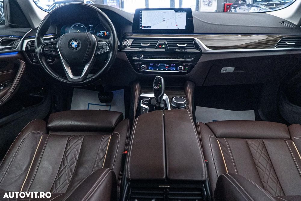 BMW Seria 5 530e iPerformance Aut. Luxury Line - 38