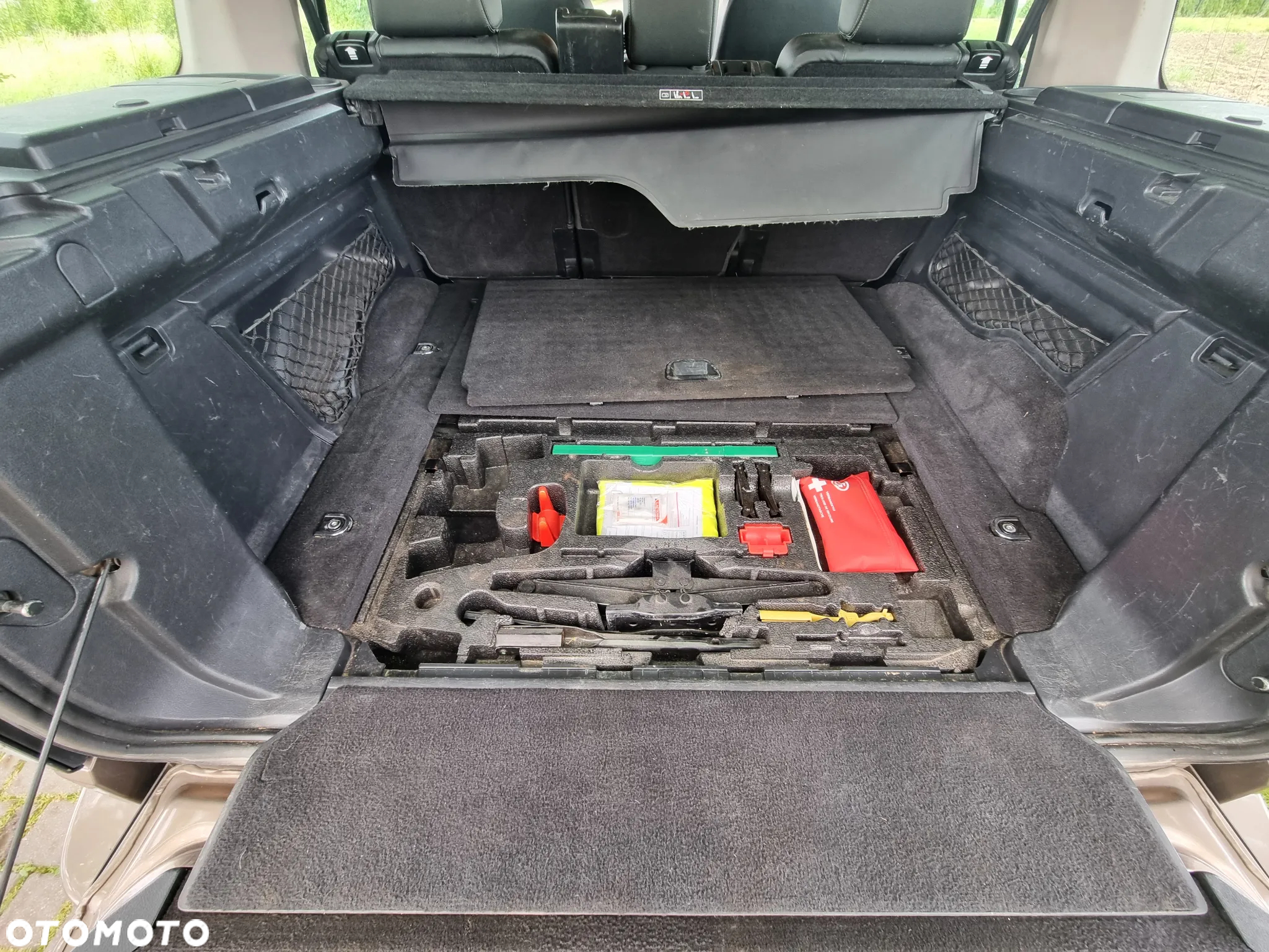 Land Rover Discovery IV 3.0D V6 HSE - 20