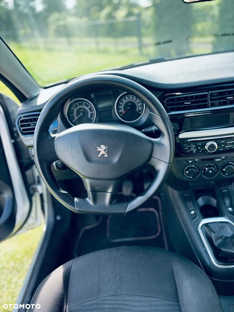 Peugeot 301 1.6 HDi Active - 8