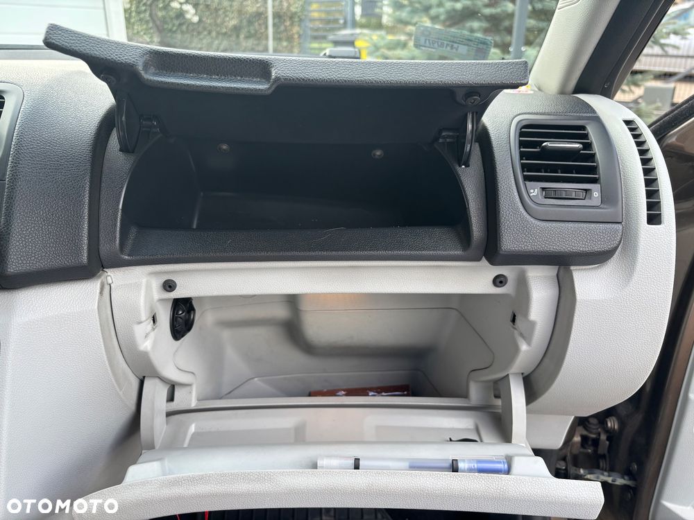 Skoda Roomster 1.4 16V Ambition - 11