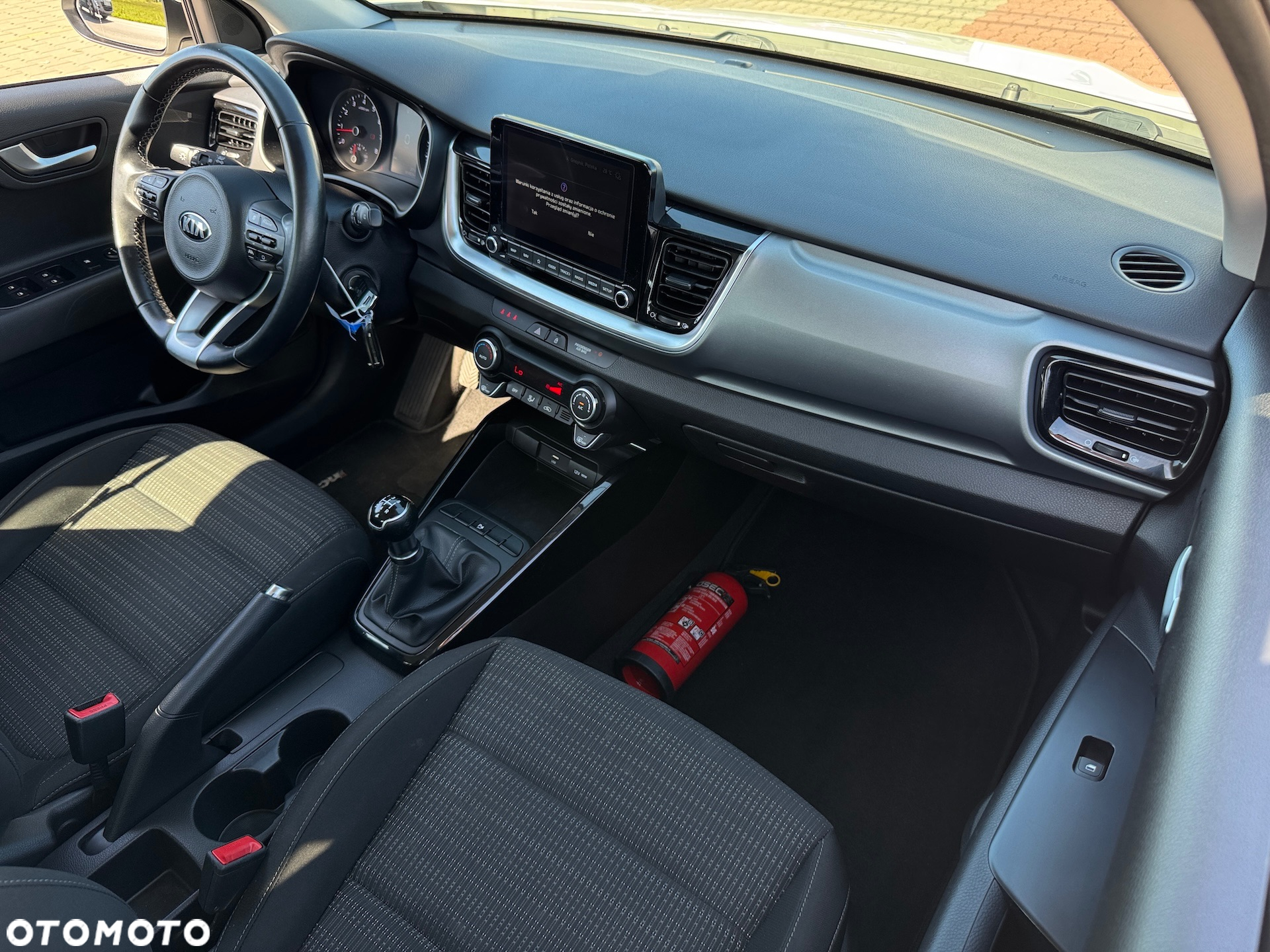 Kia Stonic 1.2 L - 7