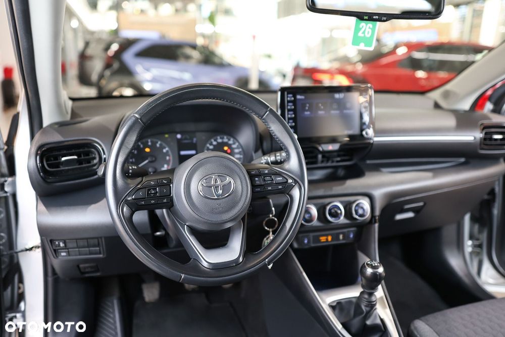 Toyota Yaris - 26