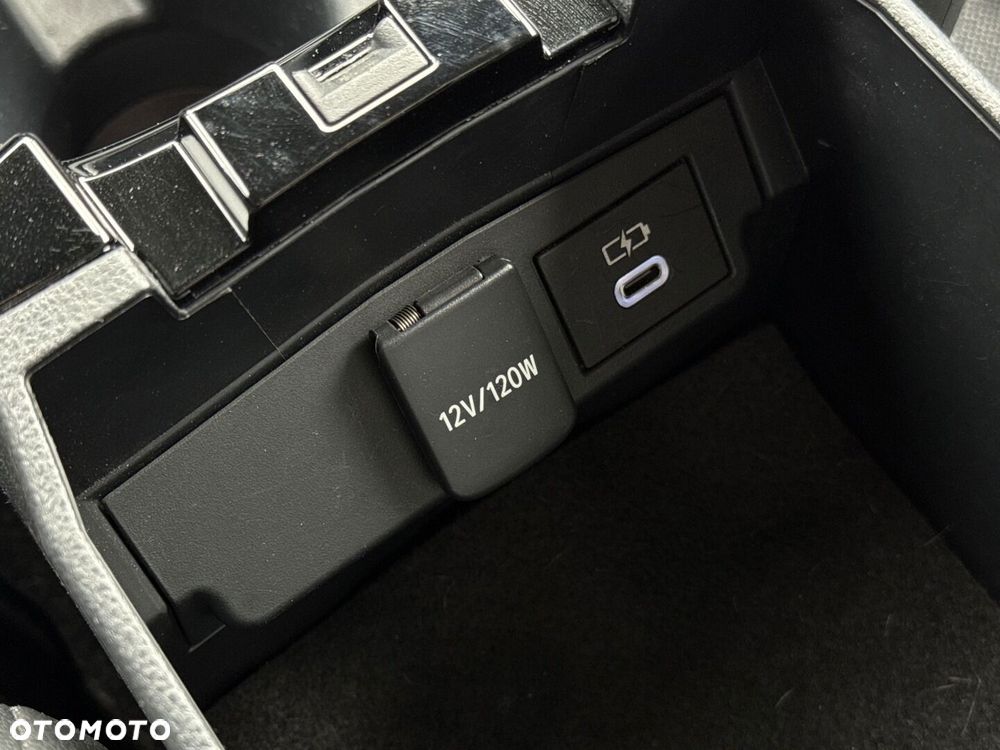Toyota Corolla 1.8 Hybrid Style - 24