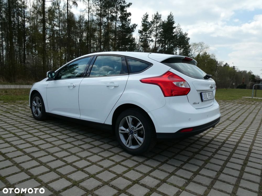 Ford Focus 1.6 EcoBoost Start-Stopp-System SYNC Edition - 3
