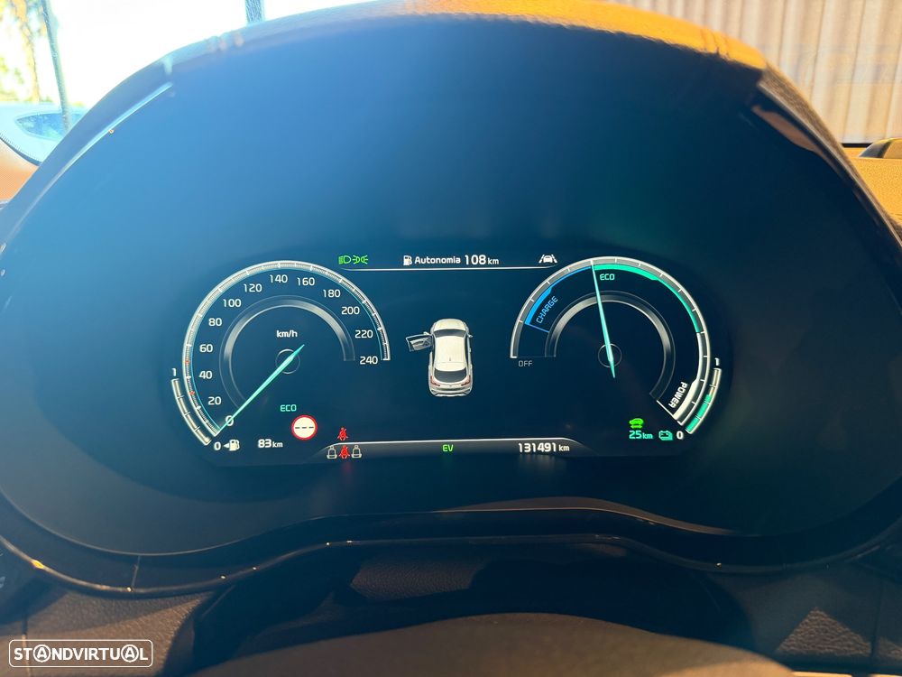 Kia XCeed 1.6 GDi PHEV First Edition - 32