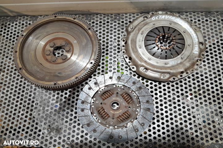 Kit ambreiaj 323082010 1.6 CAY Skoda Octavia 2 [facelift] [2008 - 201 - 1