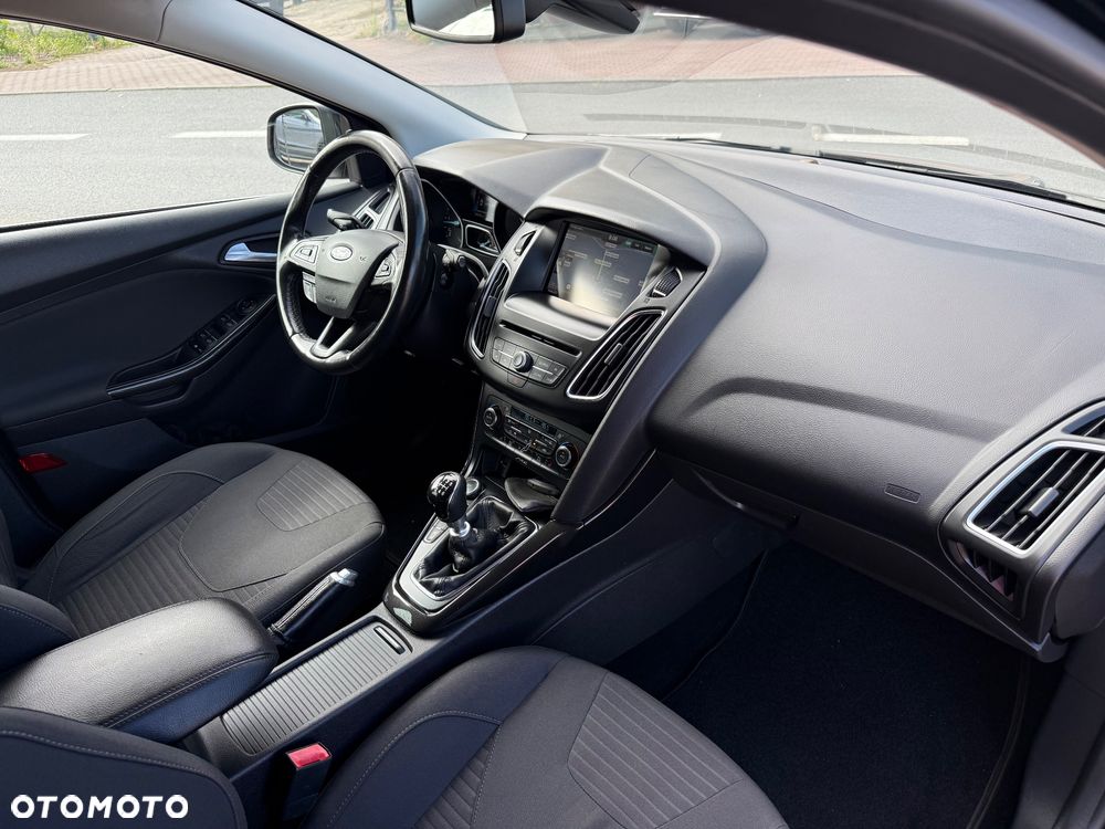 Ford Focus 1.5 TDCi Titanium - 10
