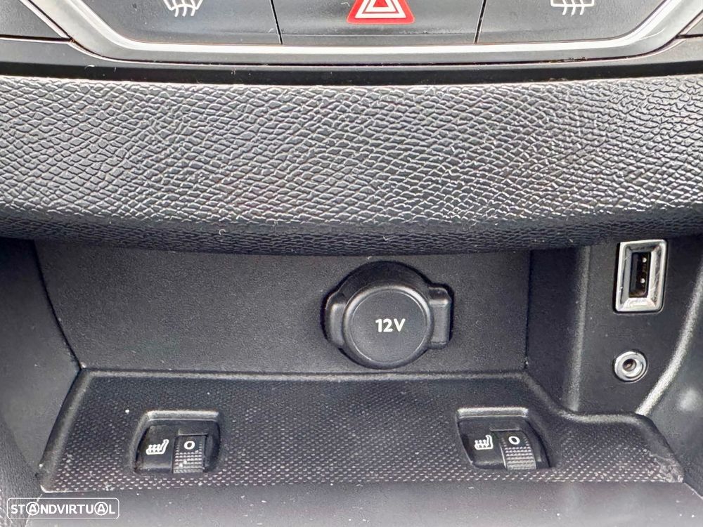 Peugeot 308 1.6 e-HDi Allure J18 - 21