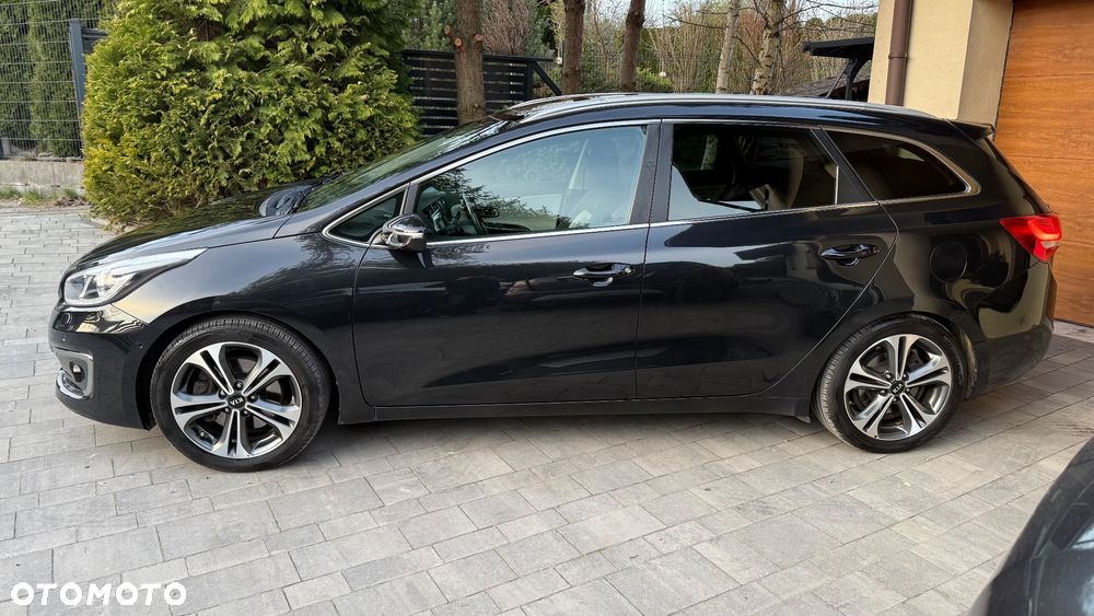 Kia Ceed 1.6 CRDi 136 ISG Platinum Edition - 15