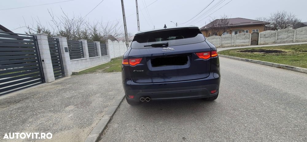 Jaguar F-Pace 20d AWD Portfolio - 10