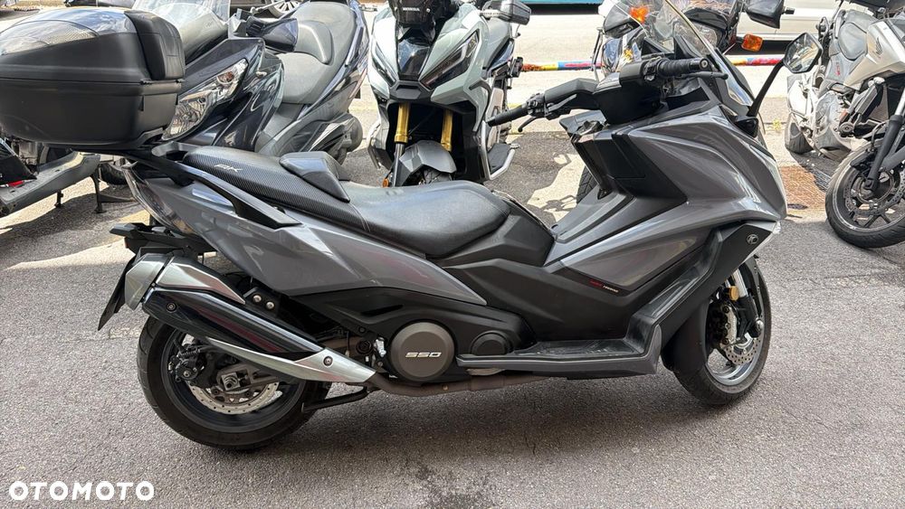 Kymco AK 550 - 3