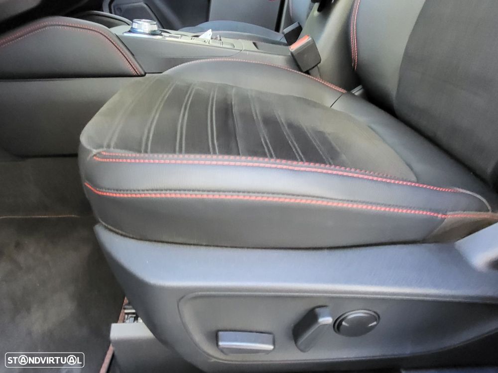 Ford Kuga - 8