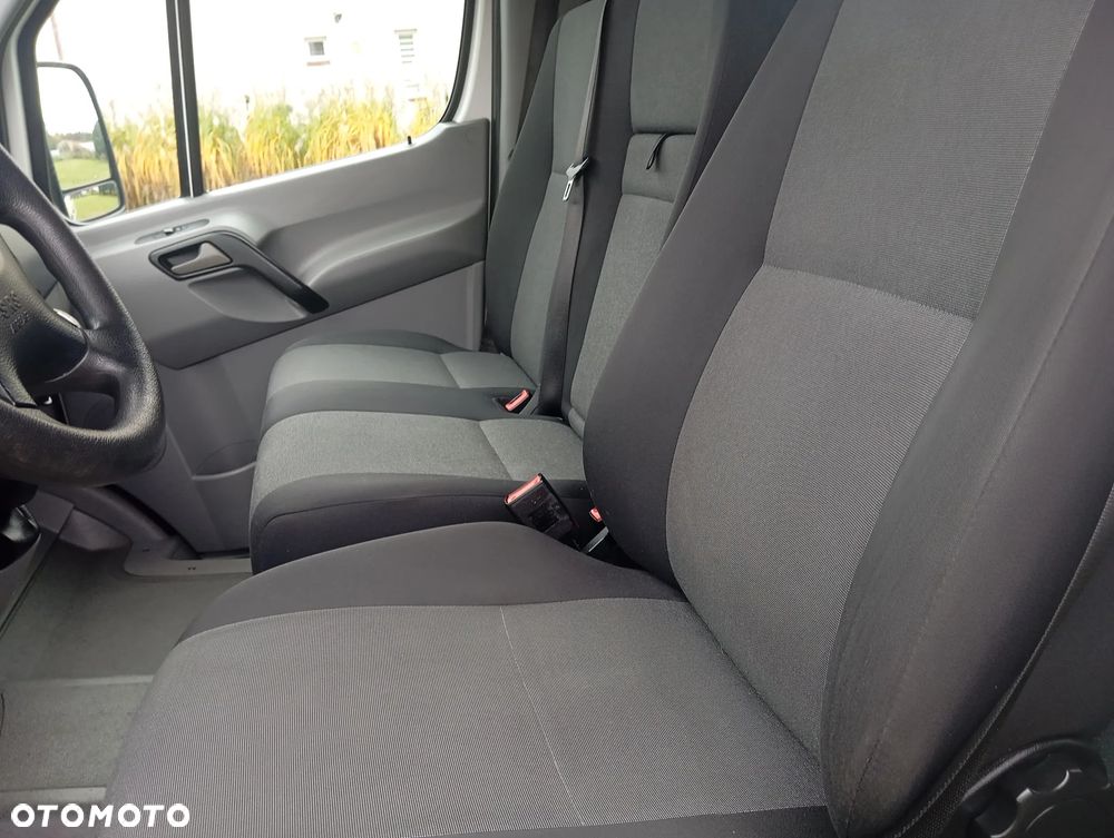 Volkswagen Crafter - 9
