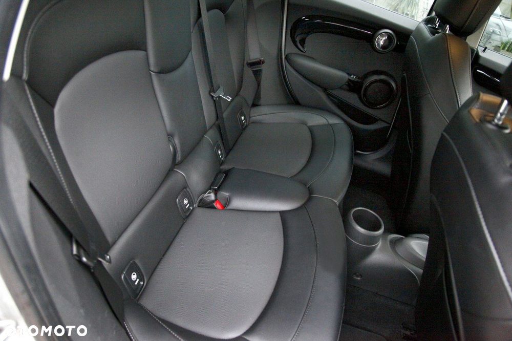 MINI Cooper S Sport-Aut - 18