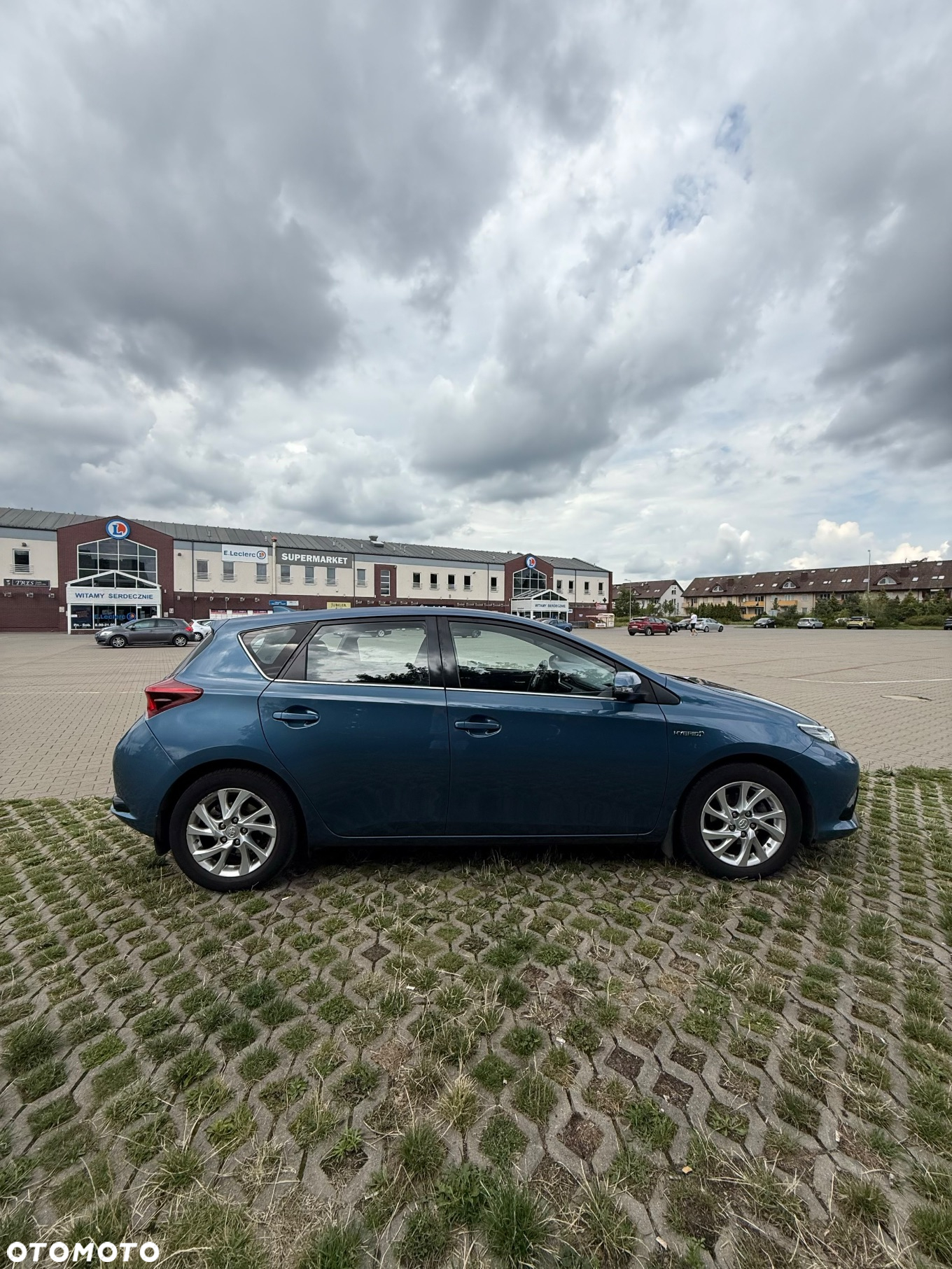 Toyota Auris Hybrid 135 Premium - 6