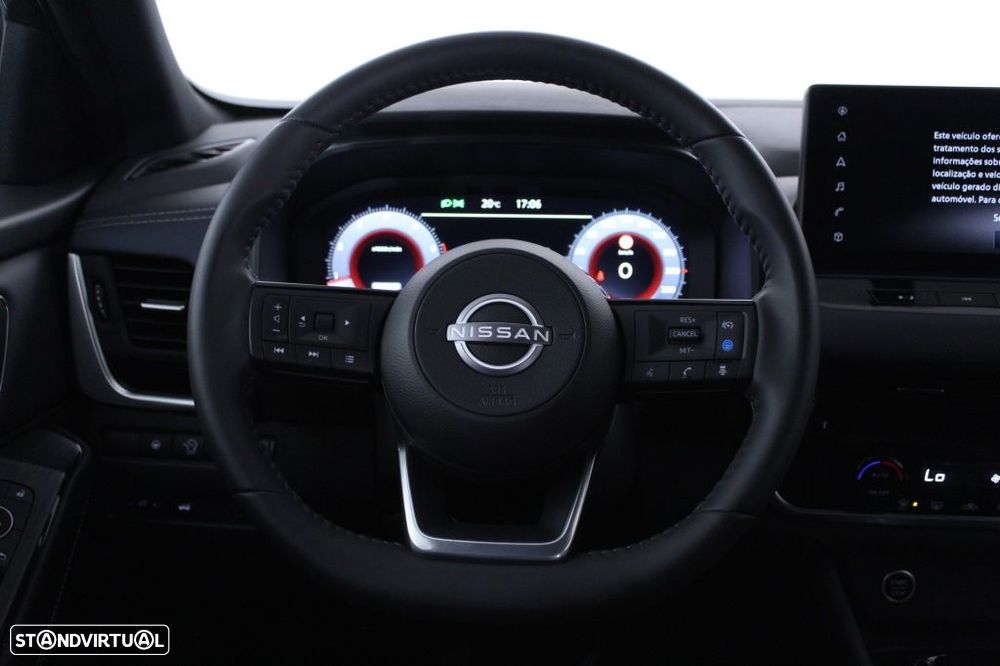 Nissan Qashqai 1.3 DIG-T Tekna SKY - 19
