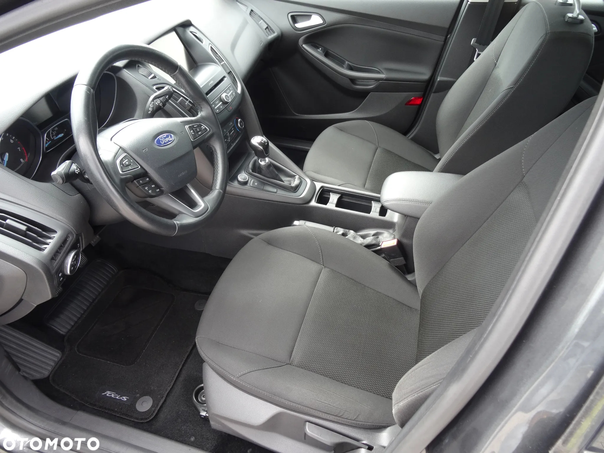 Ford Focus 1.0 EcoBoost Trend ASS - 11