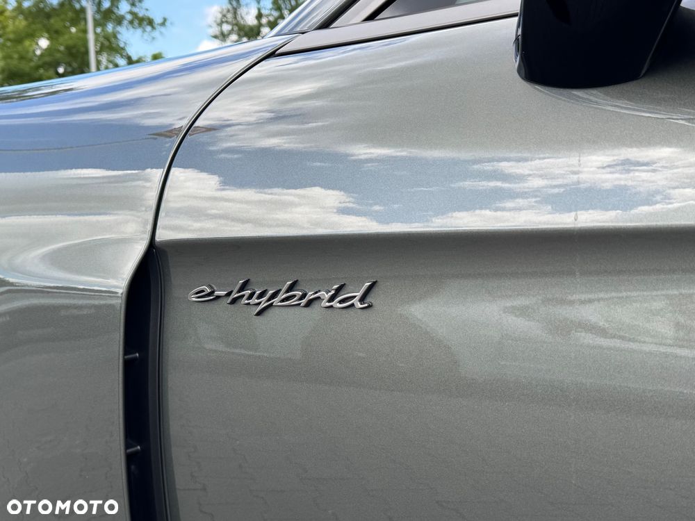 Porsche Panamera Turbo S E-Hybrid PHEV - 15
