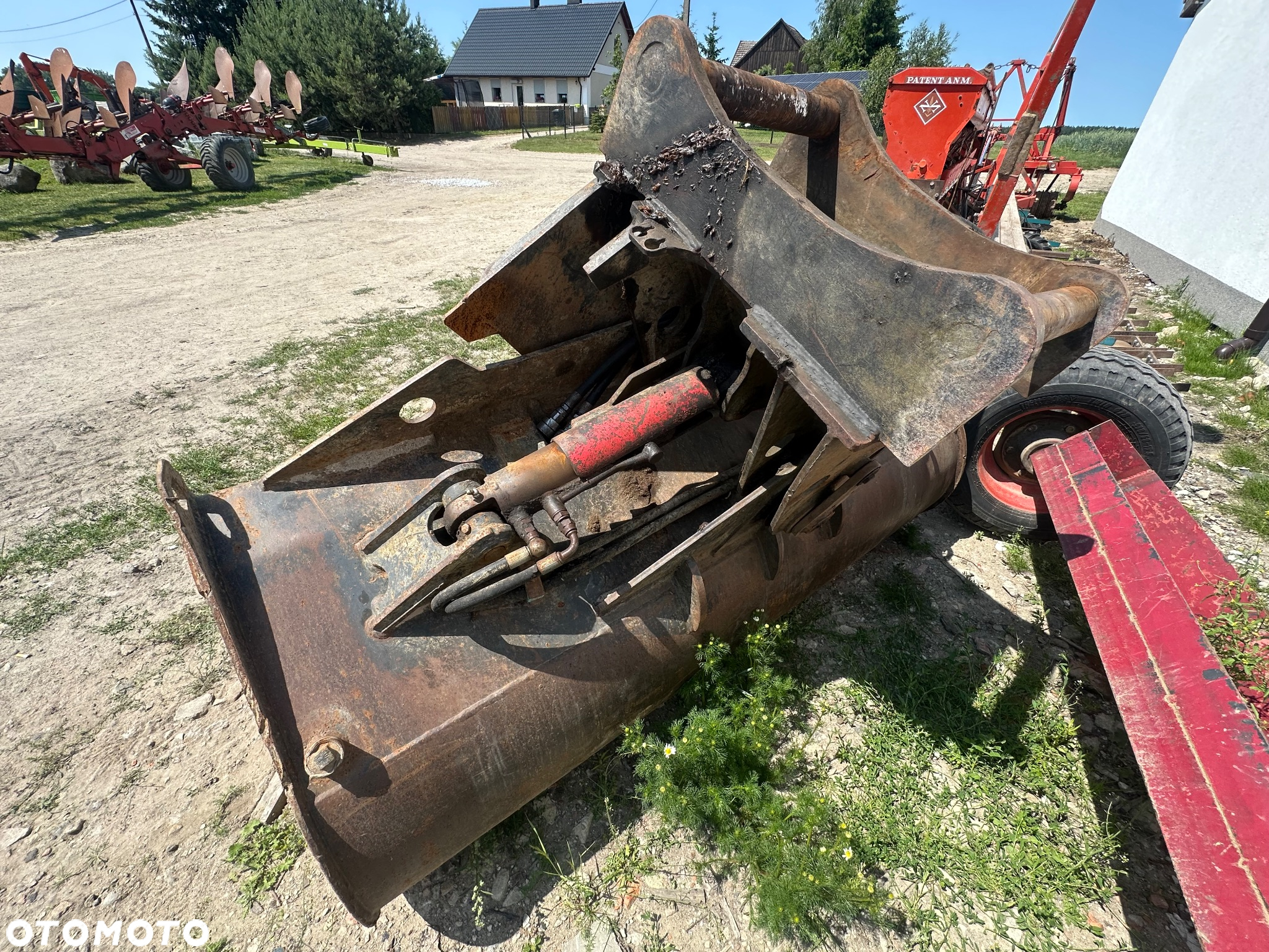 Hitachi ZAXIS ZX 225 USLC - 3 - 13
