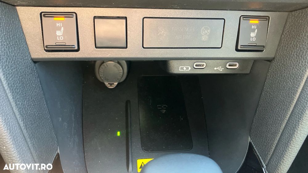 Toyota Yaris Cross 1.5 VVT-i HSD 4x2 Dynamic - 14