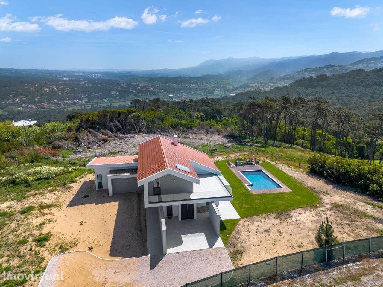 Moradia Isolada T4 com piscina, Almoçageme, Sintra - Grande imagem: 2/36