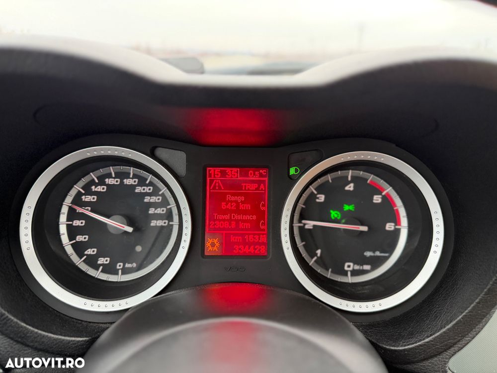 Alfa Romeo 159 2.4 Multijet Distinctive - 2