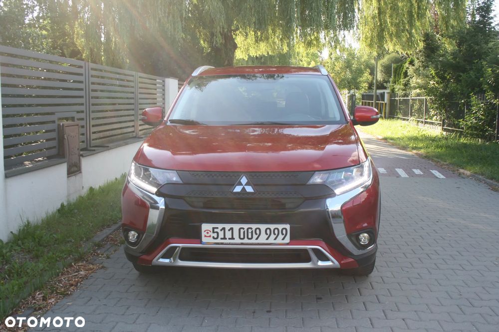 Mitsubishi Outlander 2.0 Intense 4WD CVT - 3