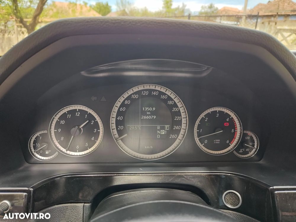 Mercedes-Benz E 350 CDI 4MATIC BlueEfficiency Aut. - 9