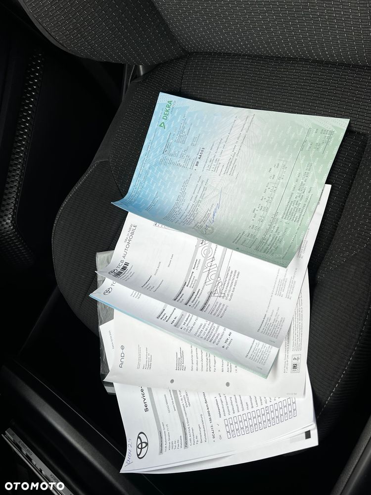 Toyota C-HR Business-Edition - 20