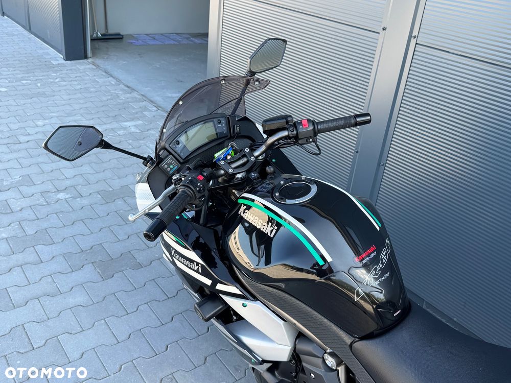 Kawasaki ER - 15