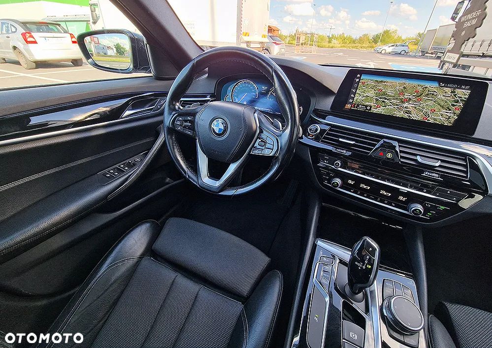BMW Seria 5 525d Sport Line - 20