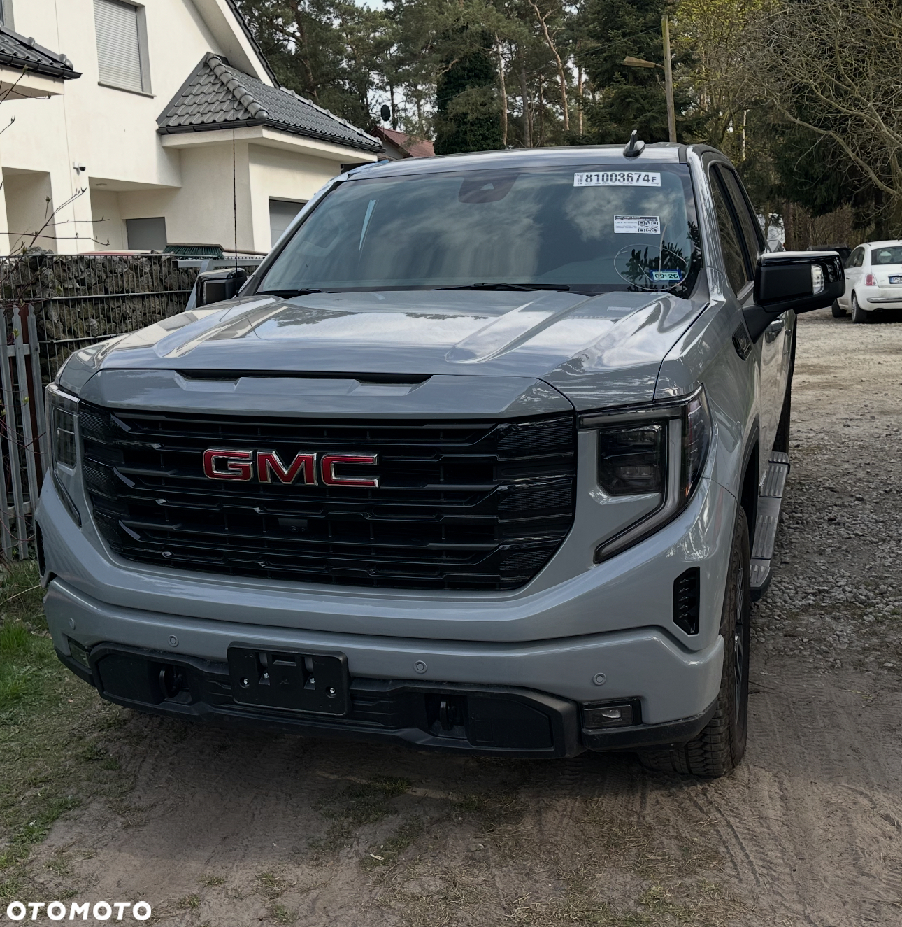 GMC Sierra - 2