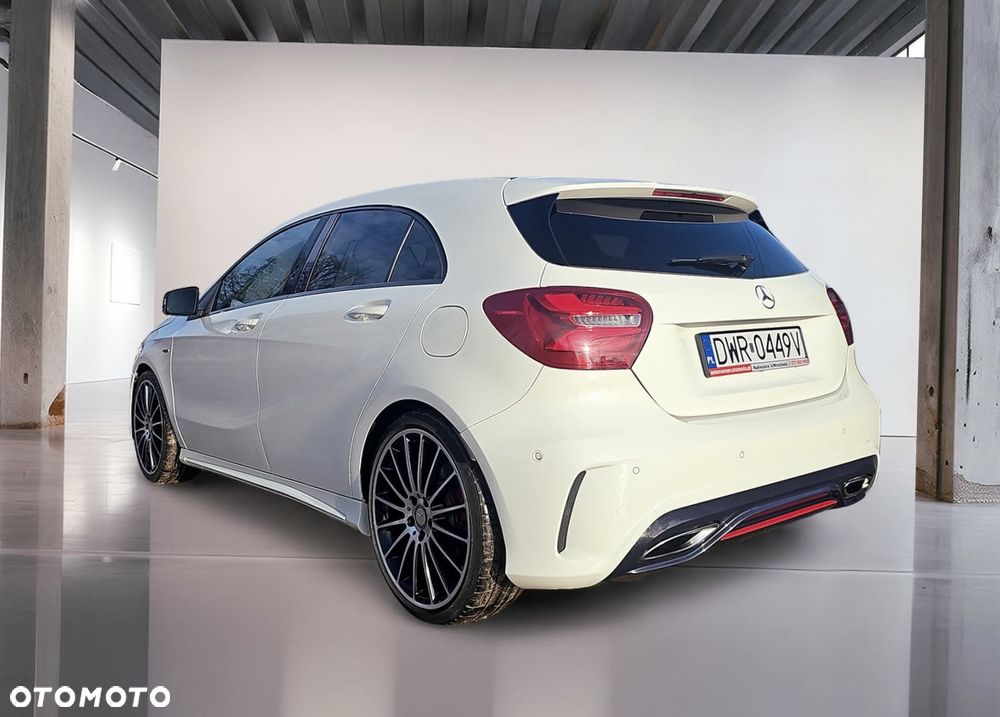 Mercedes-Benz Klasa A 250 Sport 7G-DCT - 3