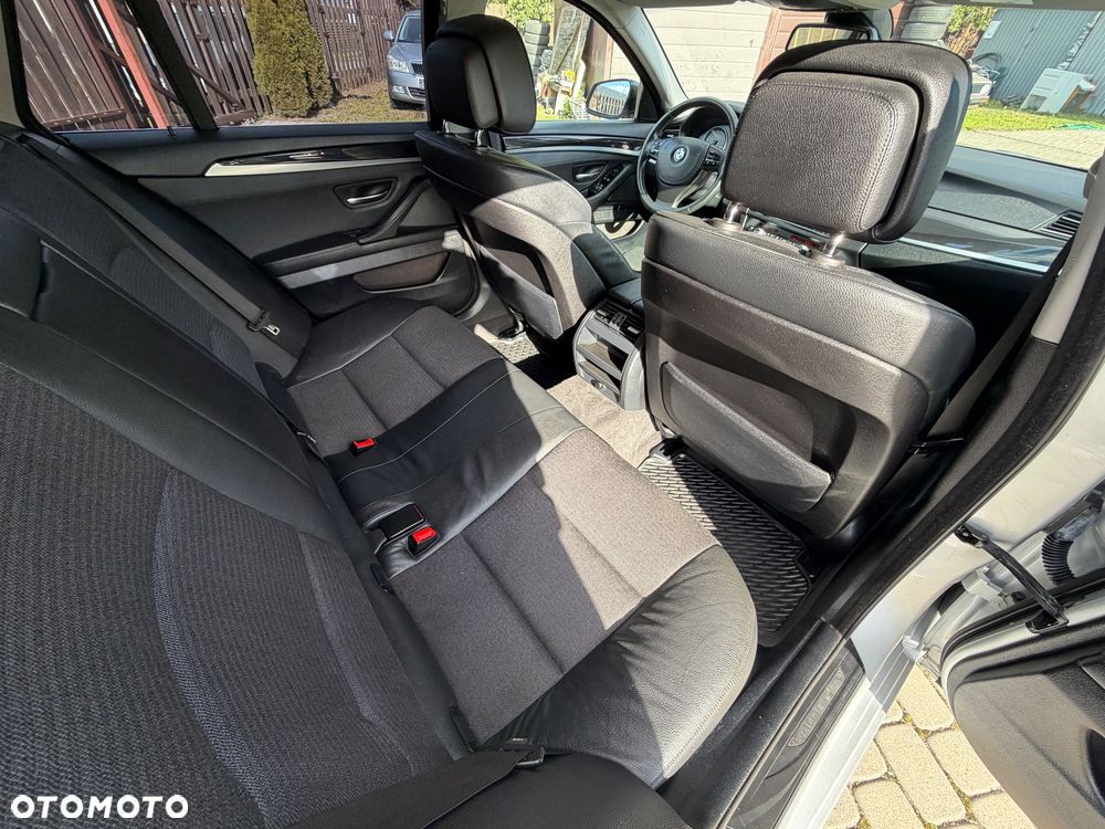 BMW Seria 5 520d - 22