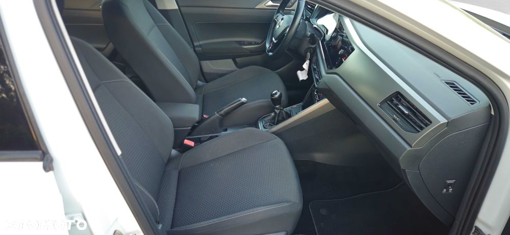 Volkswagen Polo - 8