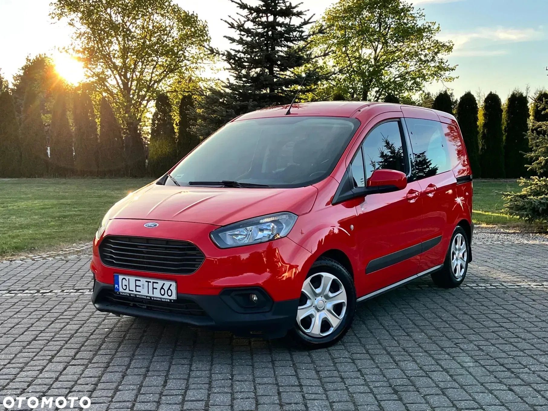 Ford Tourneo Courier - 1