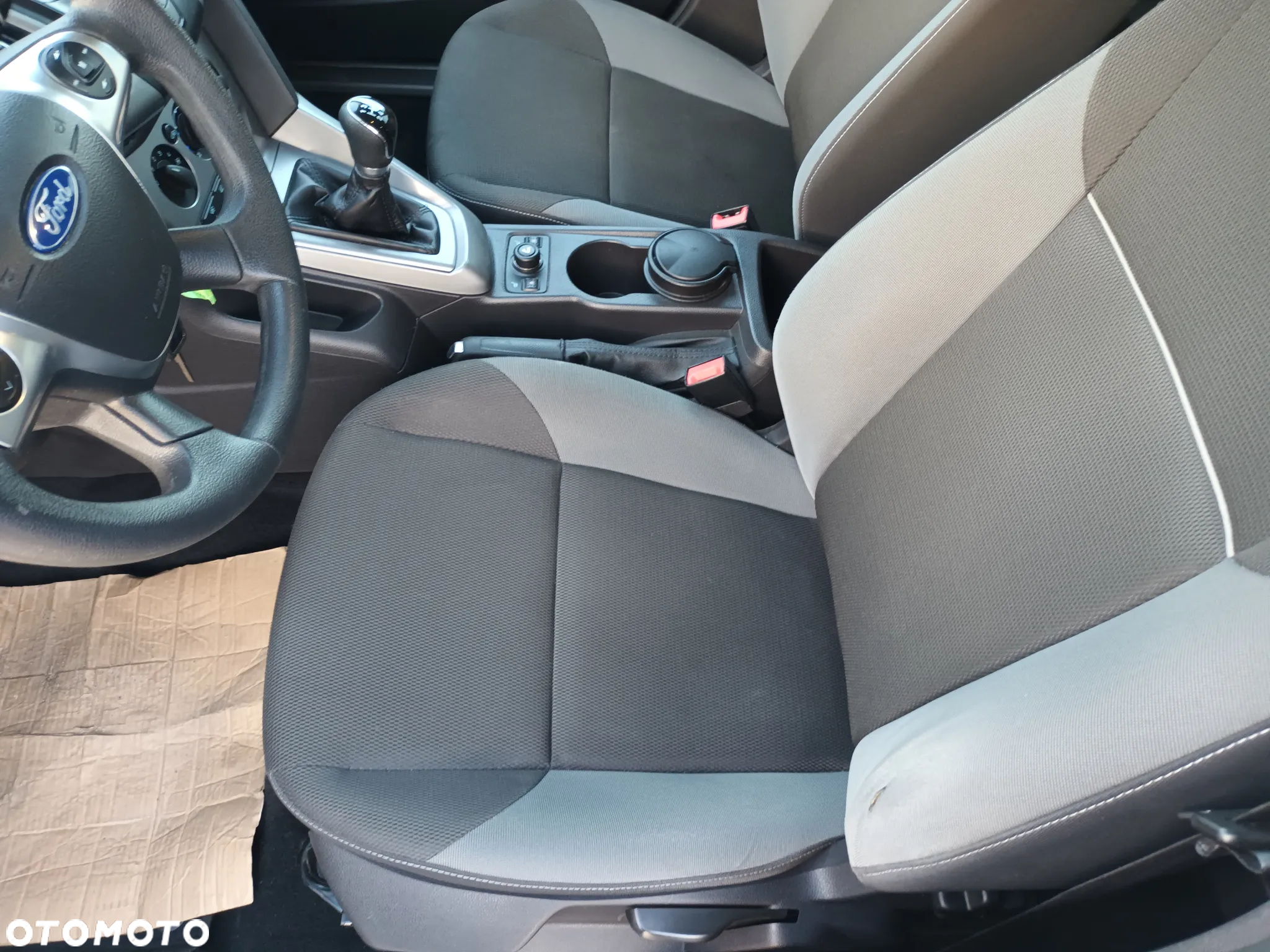 Ford Focus 1.6 Titanium - 10