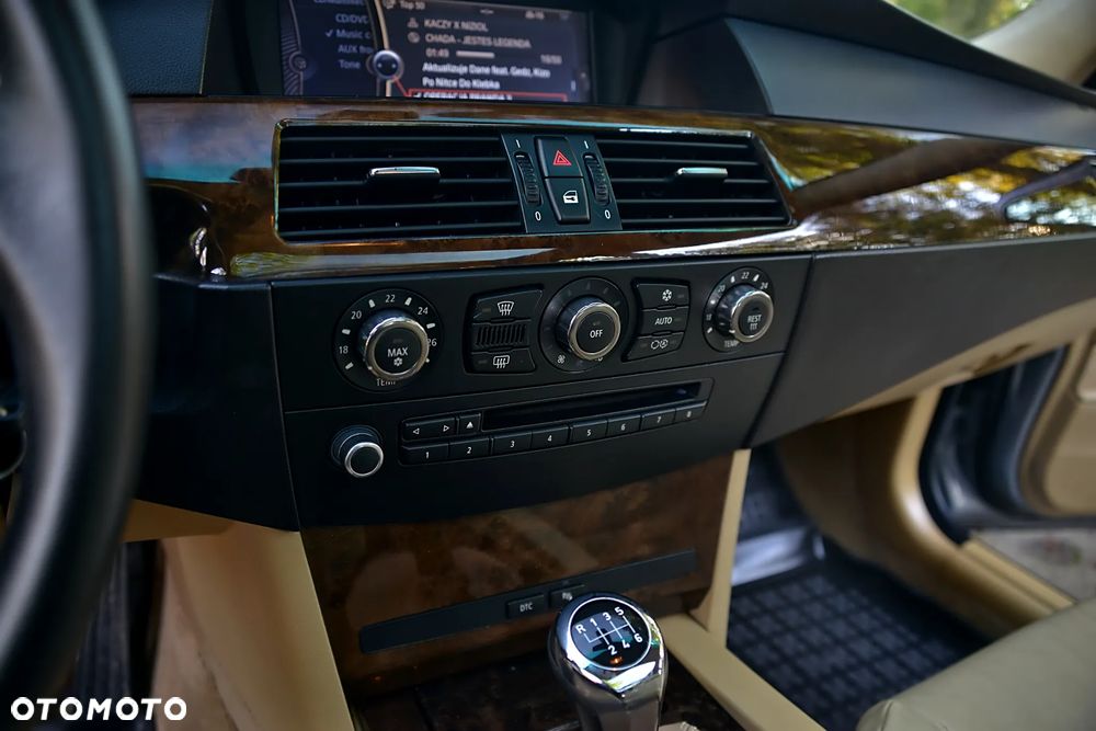 BMW Seria 5 530xd - 26